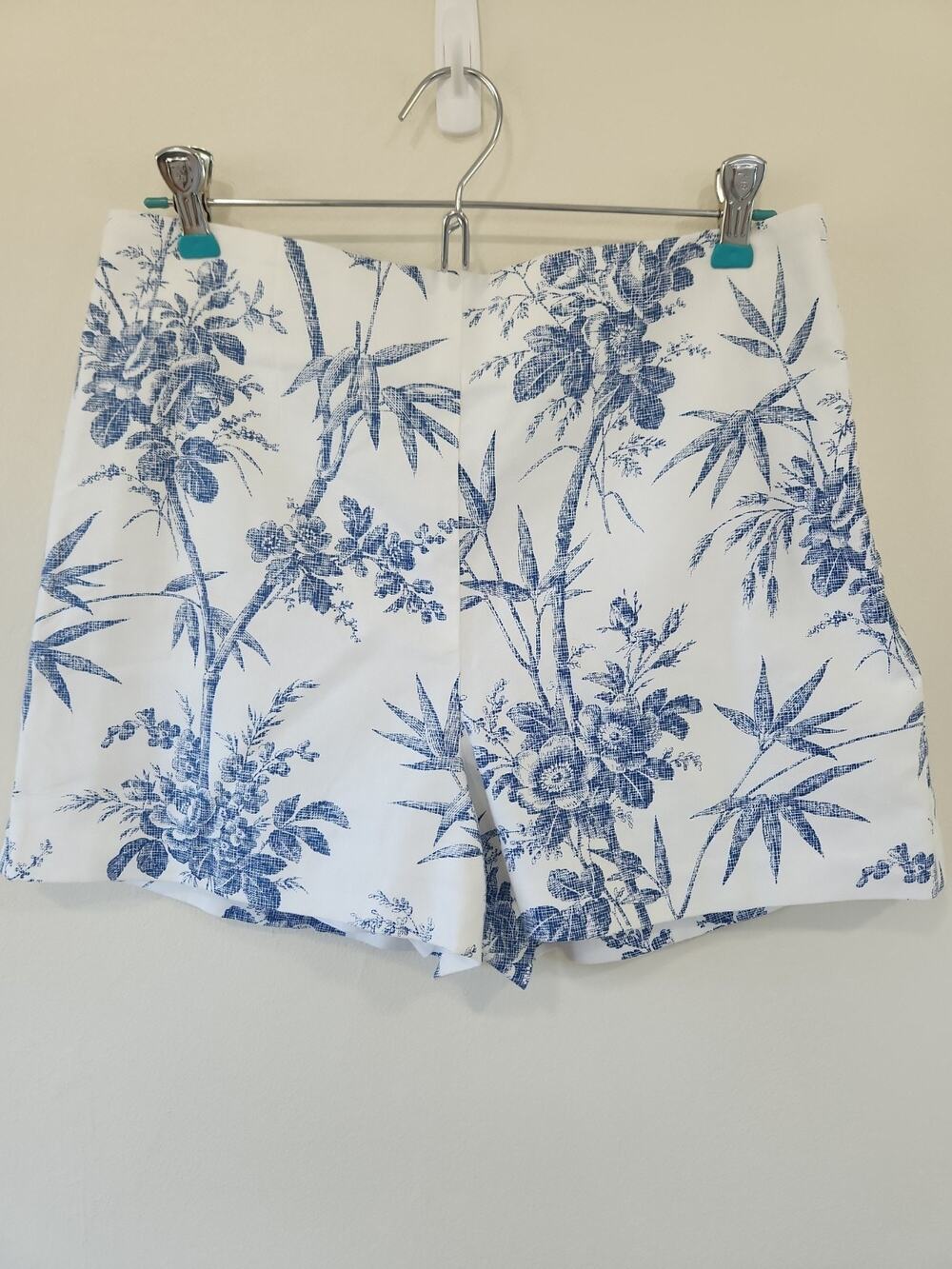 NEW Ann Taylor Factory Floral Paisley Linen High Rise Shorts Blue White Size 6